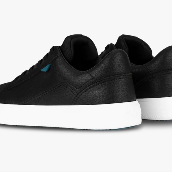 BNIB Vessi Vegan Leather Soho Waterproof Sneakers - Picture 2 of 5